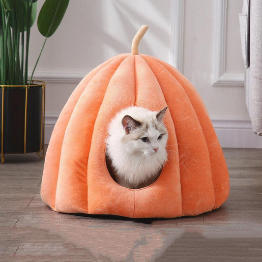 Cozy Pumpkin Pet Cuddle Cave - the Perfect Winter Retreat for Your Furry Friend